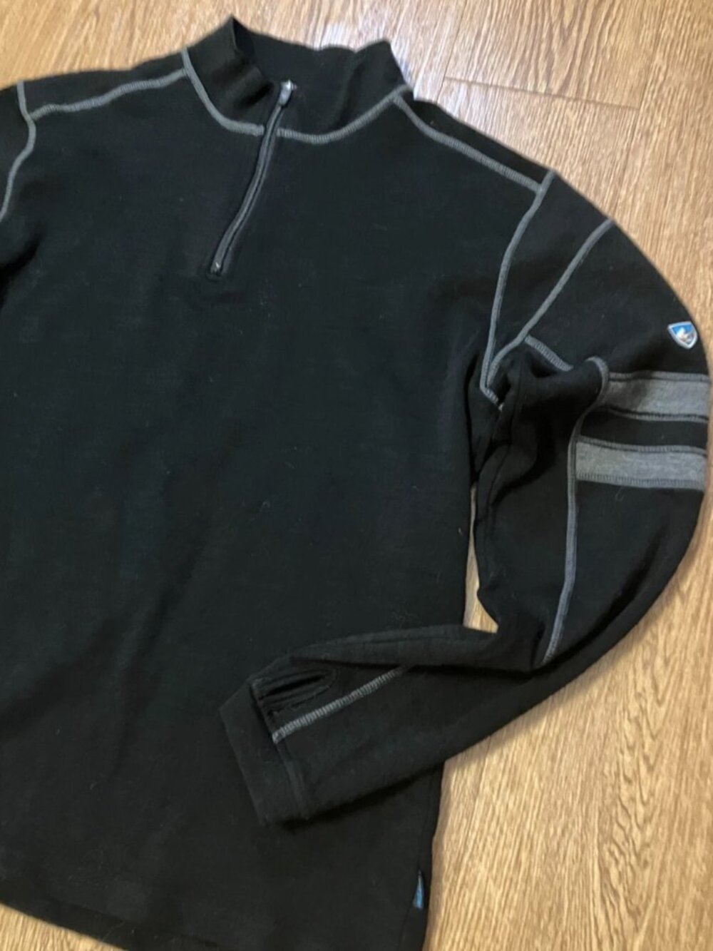 KUHL Team Merino 1/4 Zip Sweater Mens Large Black 100% Merino Wool Baselayer - Picture 2 of 9